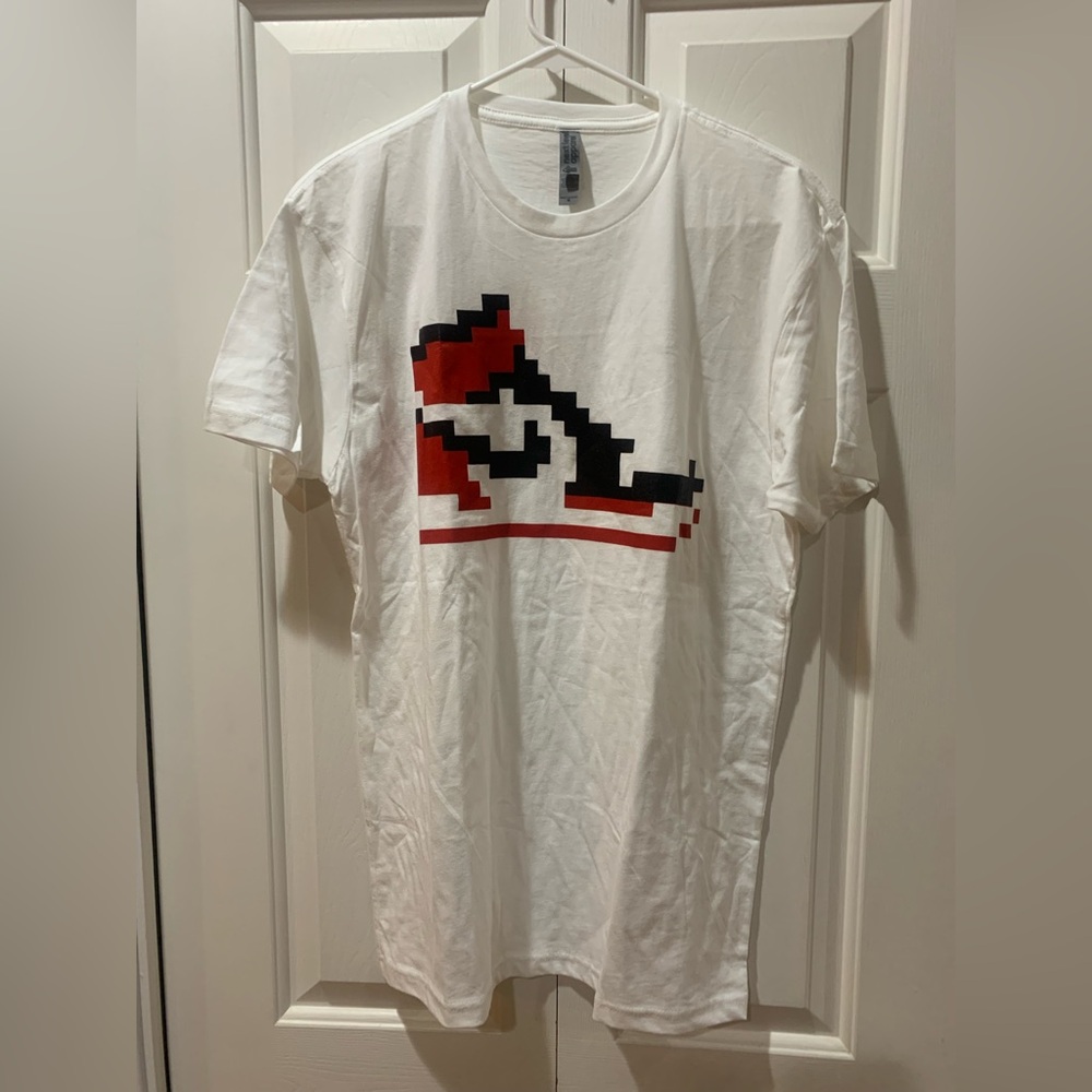 NWOT Next Level Apparel high top sneaker graphic tee size Medium